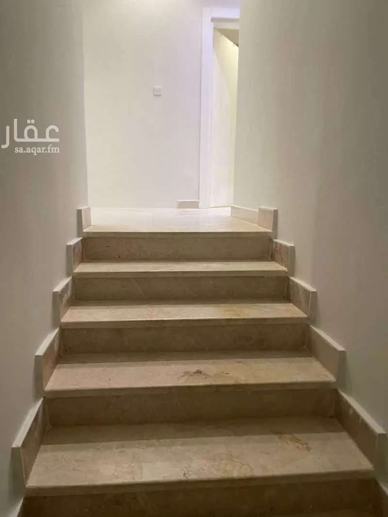 فيلا 7 غرف في الياقوت 14