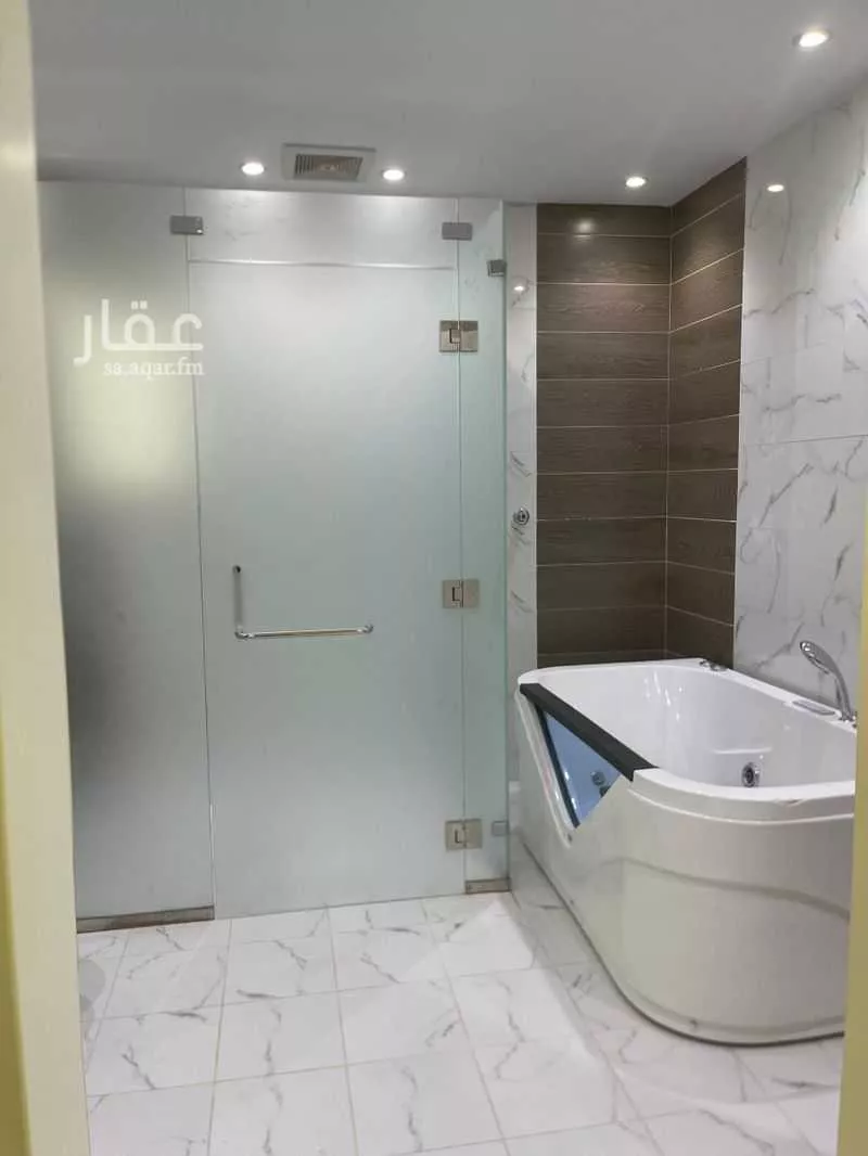 فيلا 7 غرف في الياقوت 18