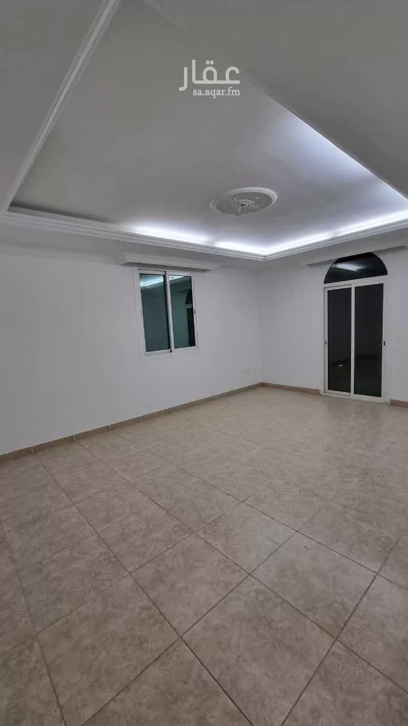 شقة 4 غرف في الرويس 11