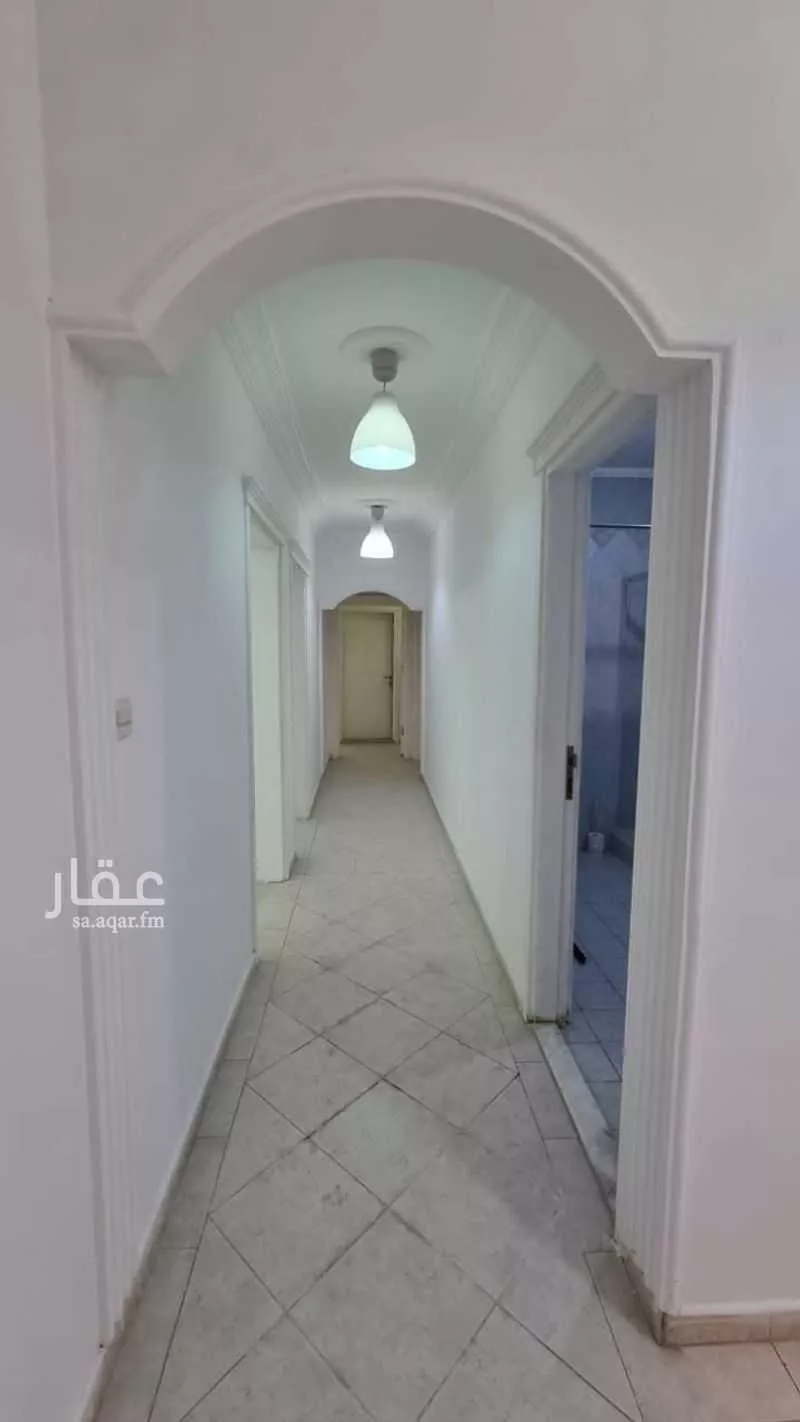 شقة 4 غرف في الرويس 12