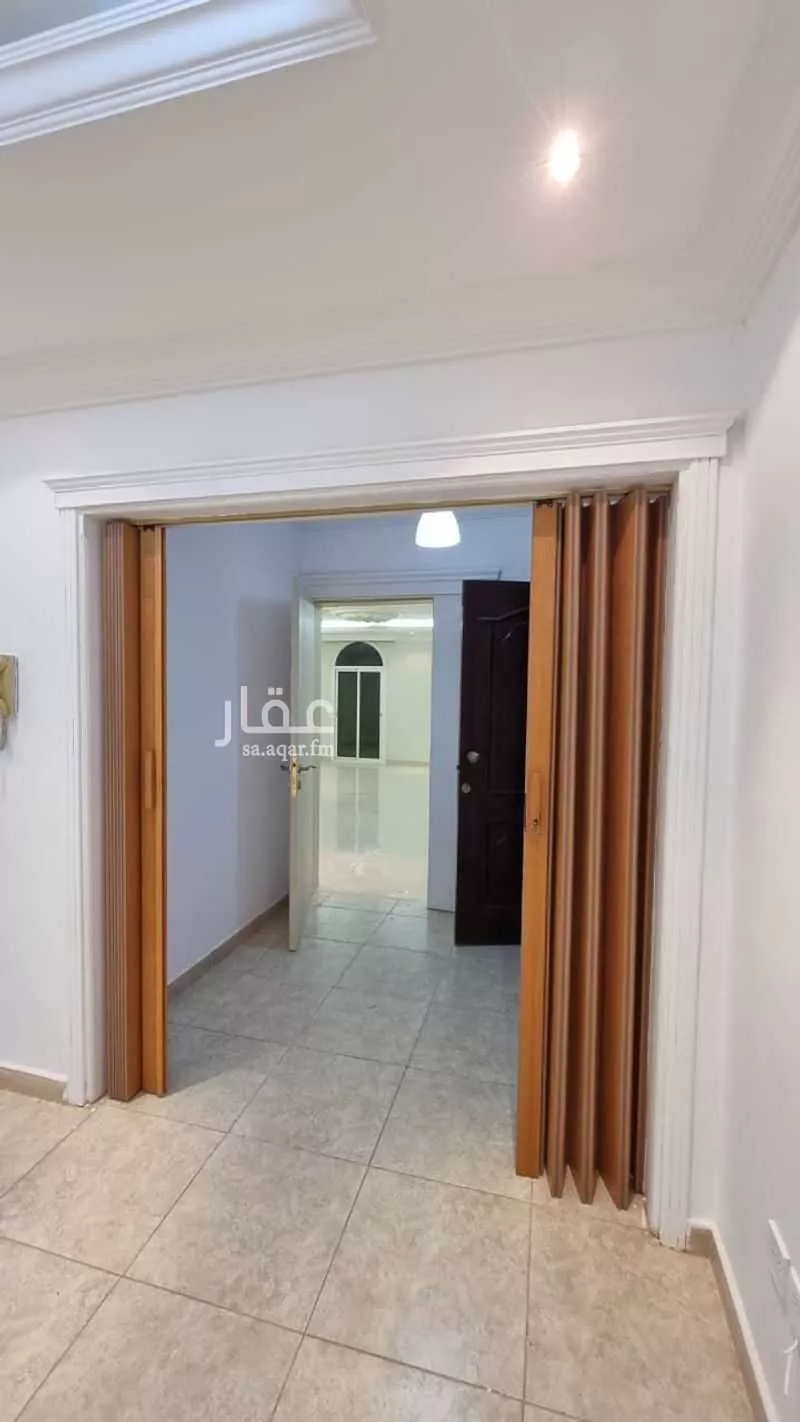 شقة 4 غرف في الرويس 13