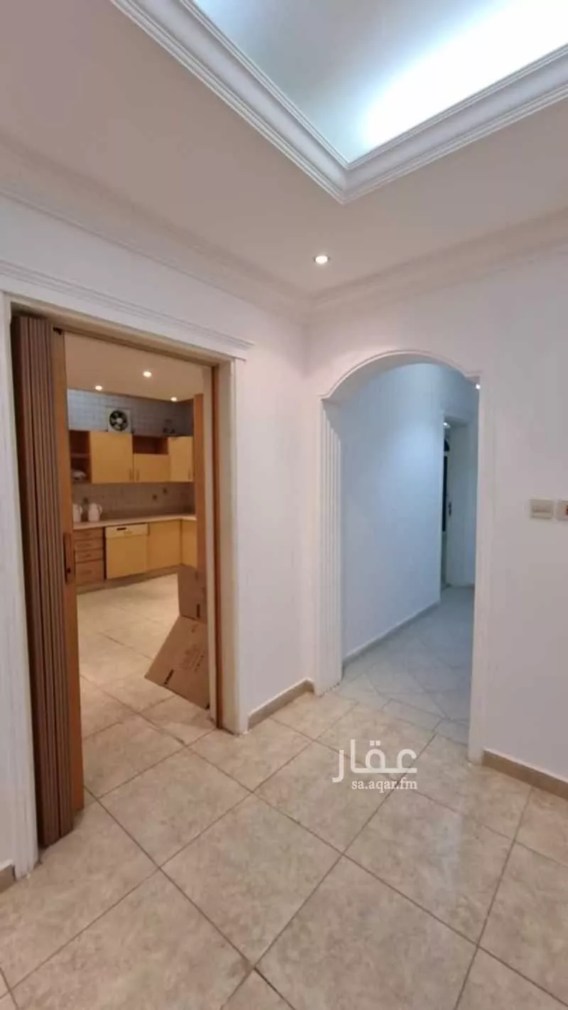 شقة 4 غرف في الرويس 14