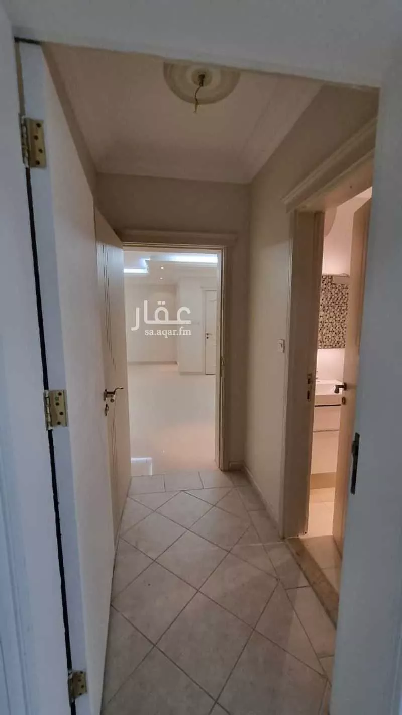 شقة 4 غرف في الرويس 3