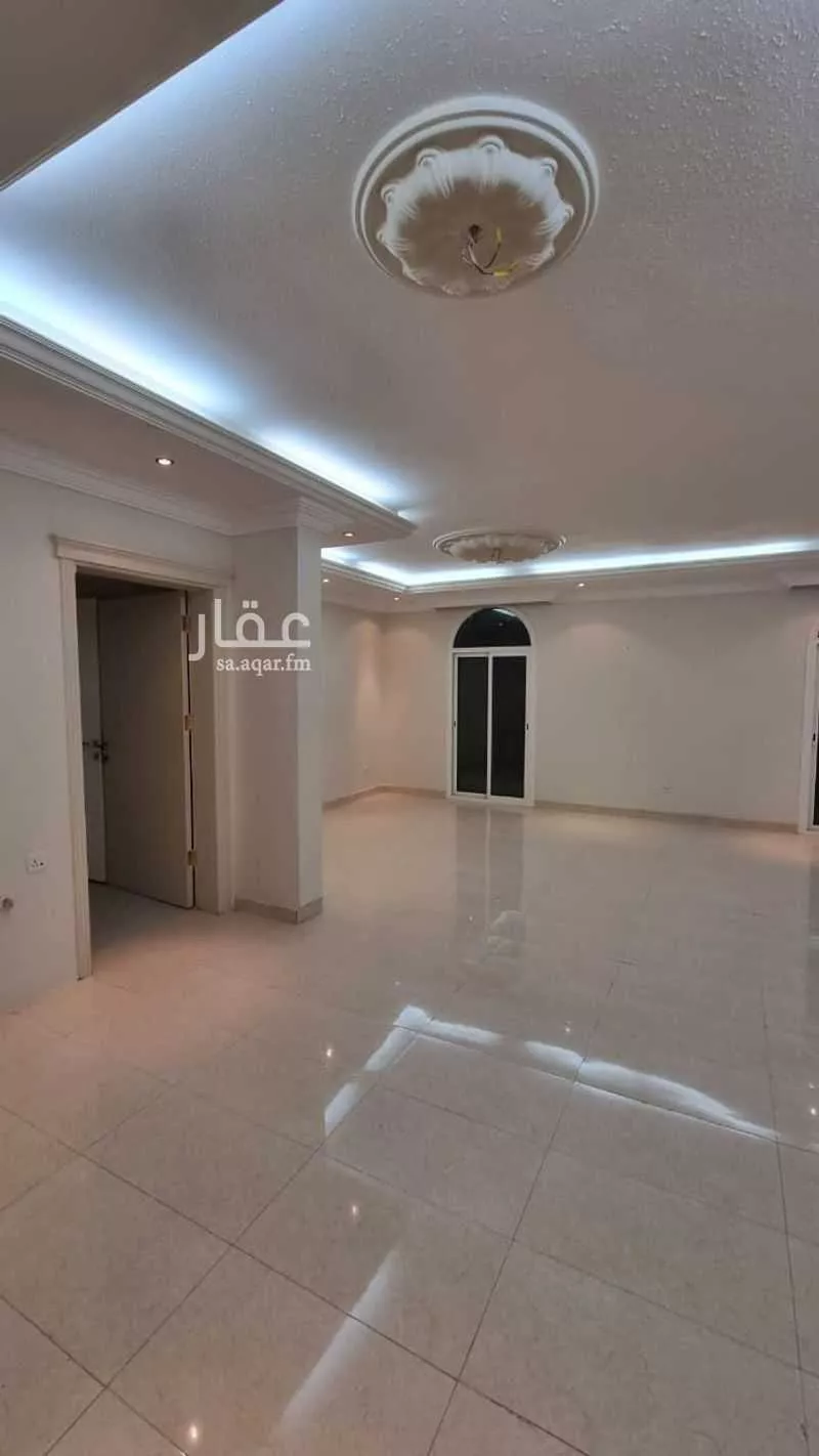 شقة 4 غرف في الرويس 4