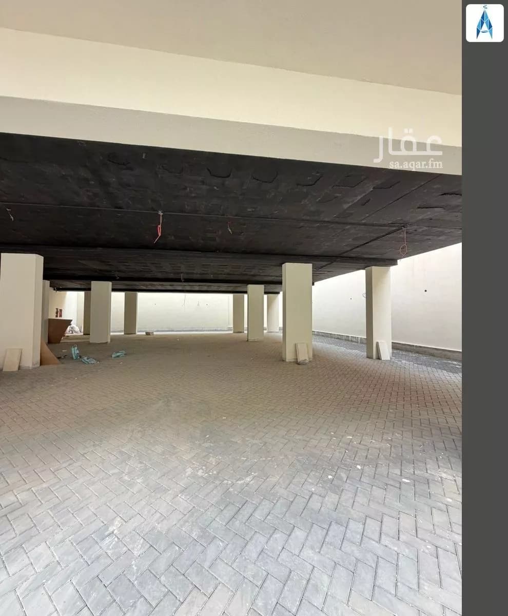 1000 sqm office in Al Ghadir 5