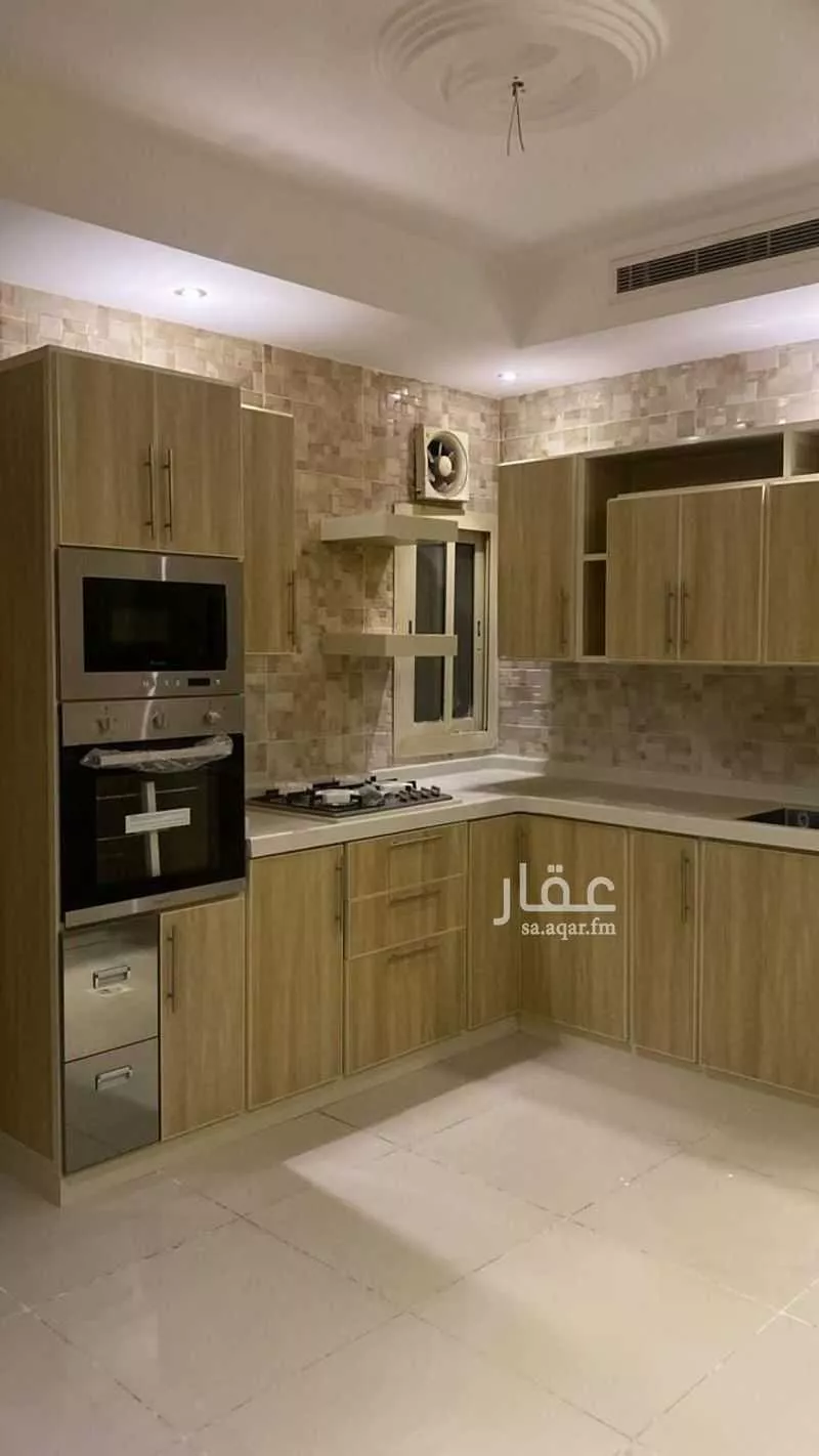 شقة 5 غرف في الرويس 1