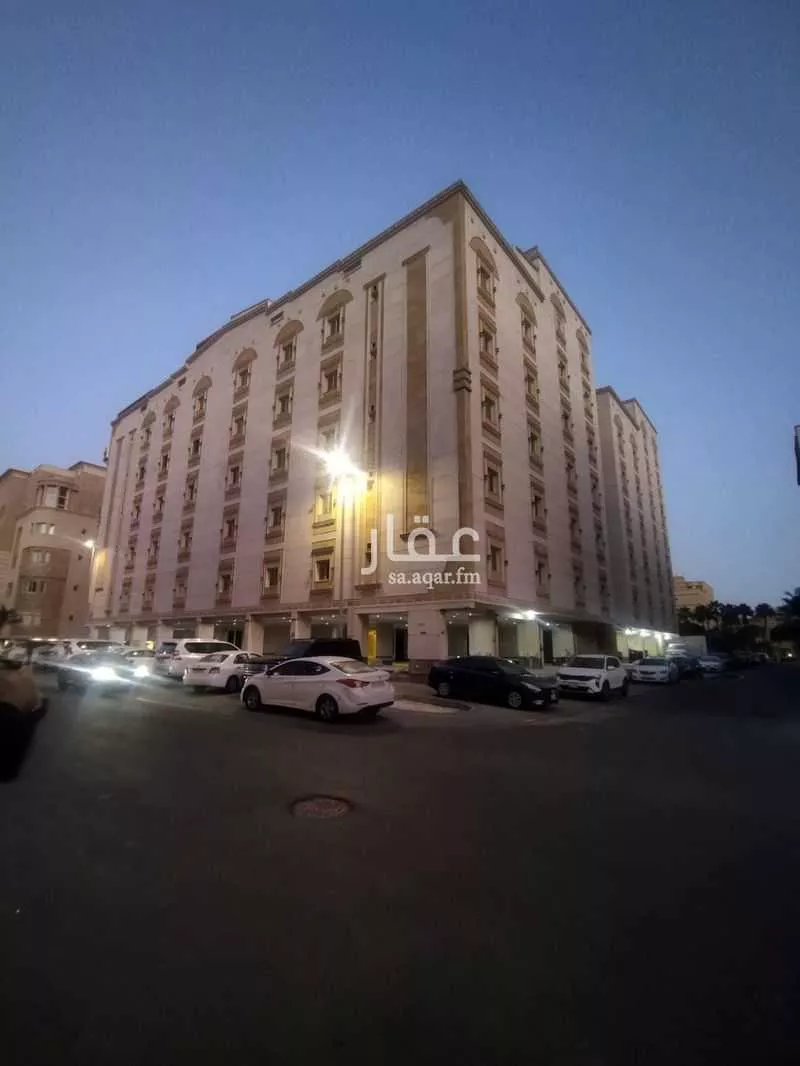 شقة 5 غرف في الرويس 4