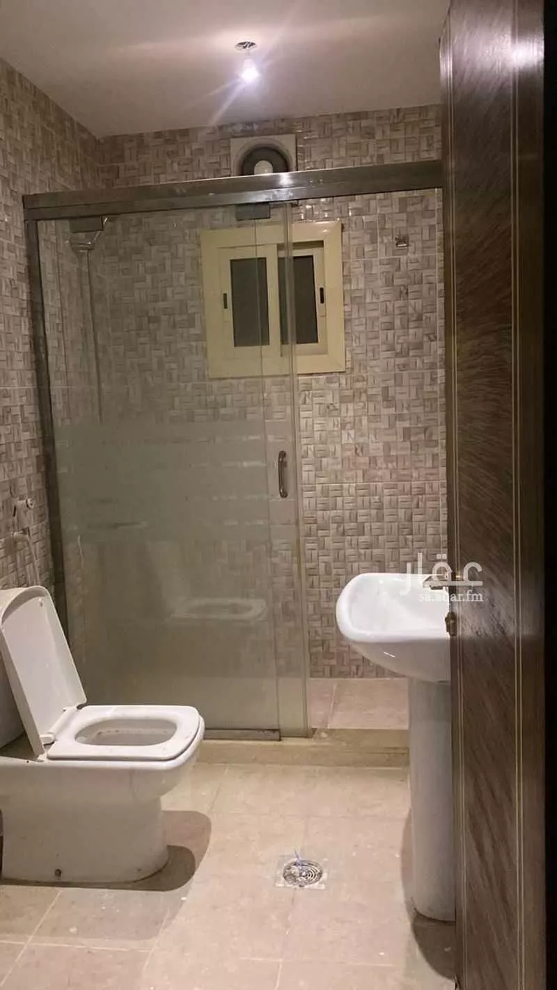 شقة 5 غرف في الرويس 5