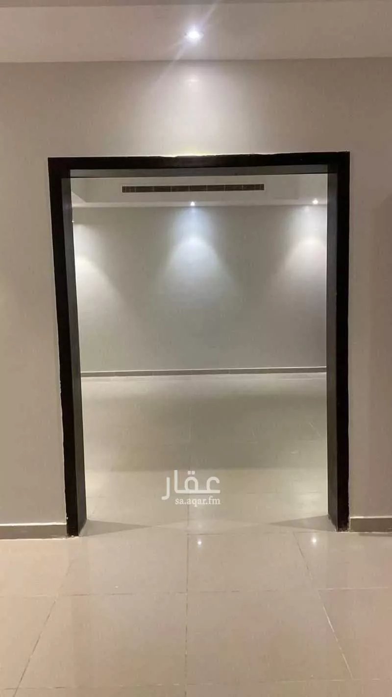 شقة 5 غرف في الرويس 8