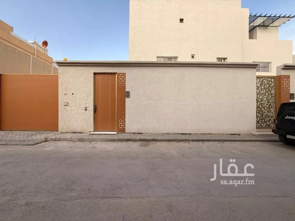 دور 4 غرف في الملك فهد 1