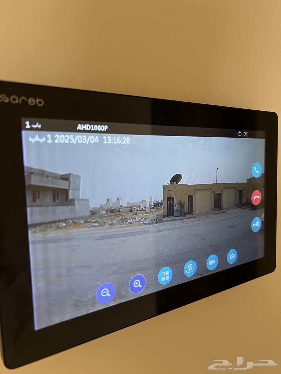 شقة 4 غرف في العارض 10