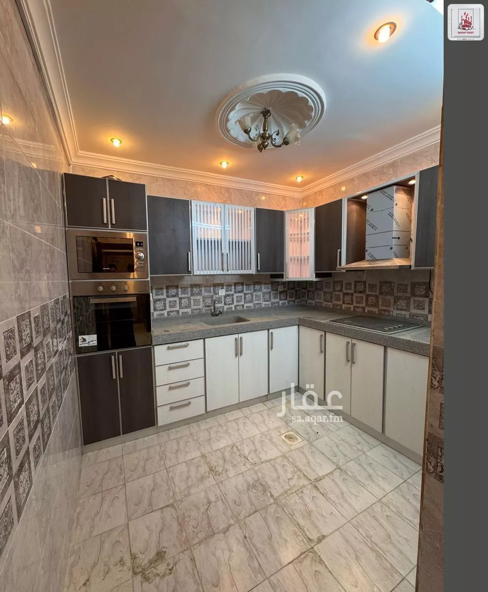 شقة 5 غرف في المروة 9