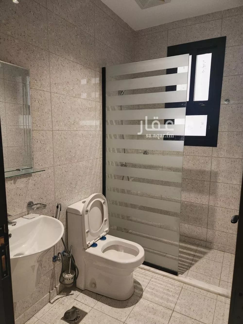 شقة 4 غرف في الزهراء 11