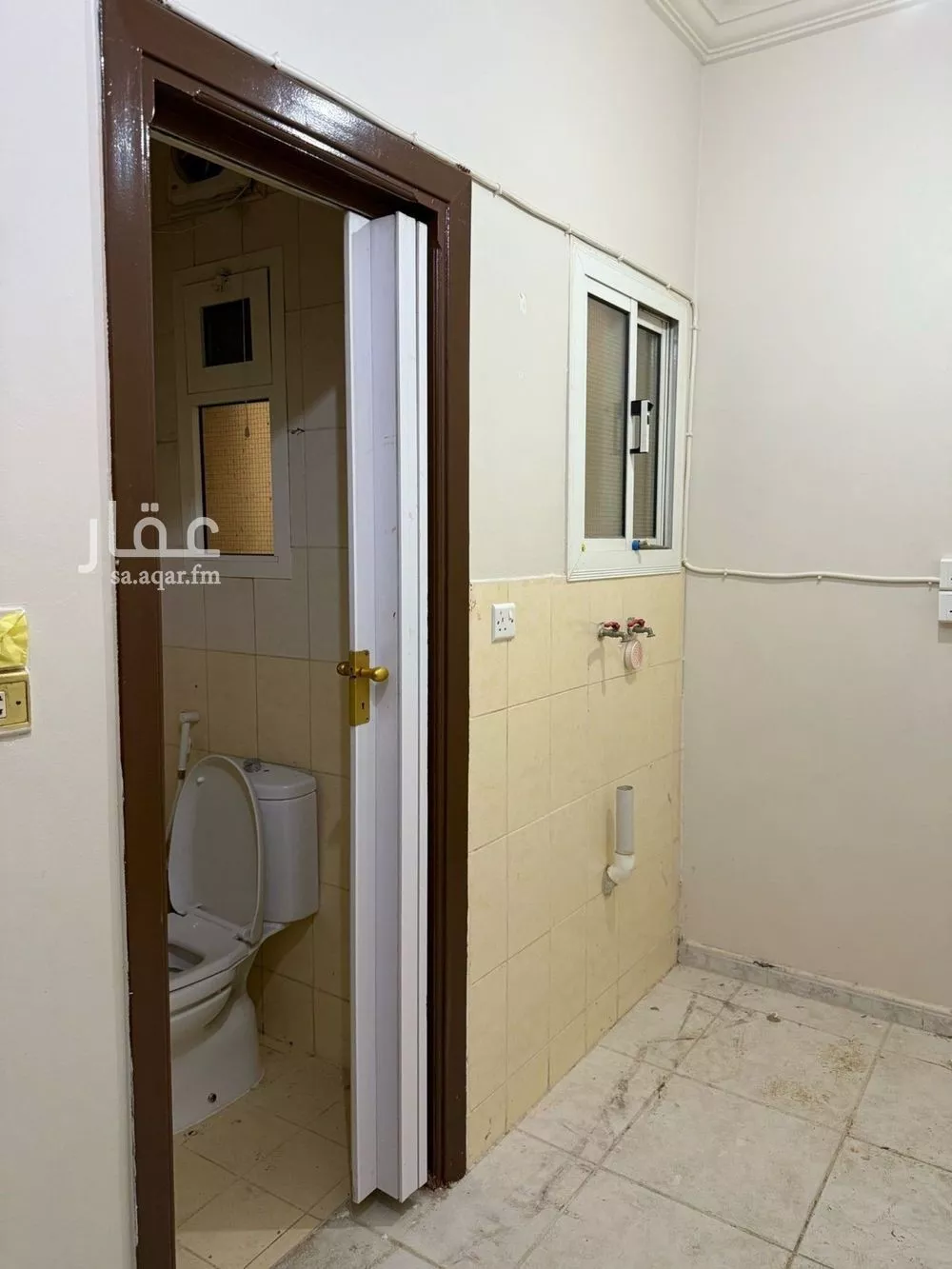 شقة 5 غرف في الروضة 12