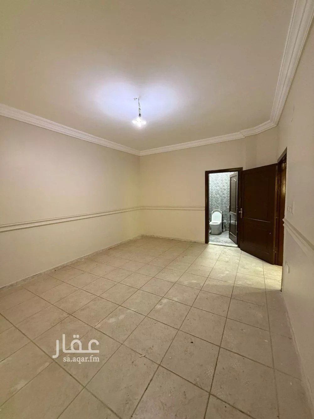 شقة 5 غرف في الروضة 17