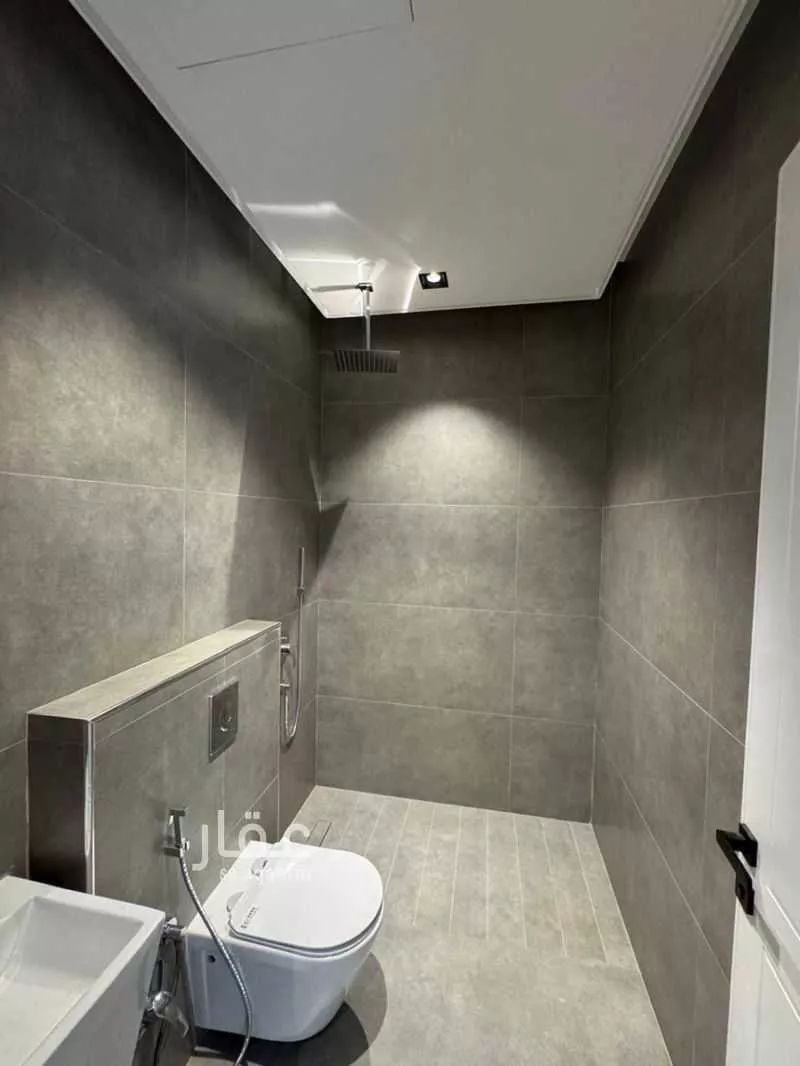 دور 4 غرف في النرجس 4