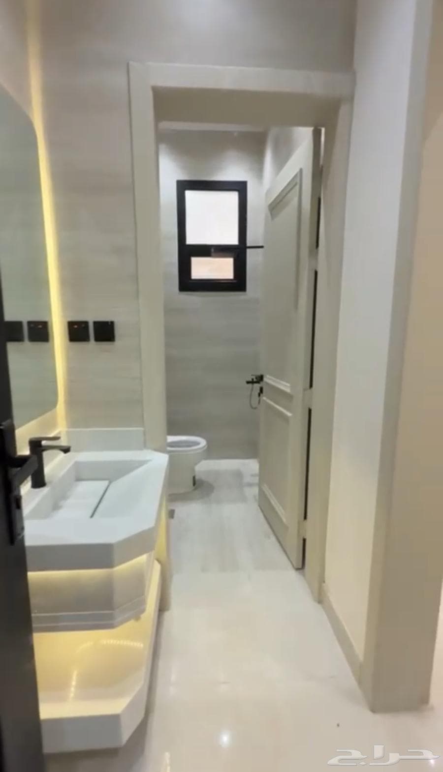 3 bedroom apartment in Dahiat Namar 3