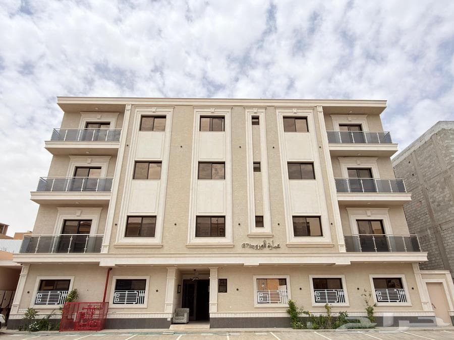 5 bedroom apartment in Al Awali 1