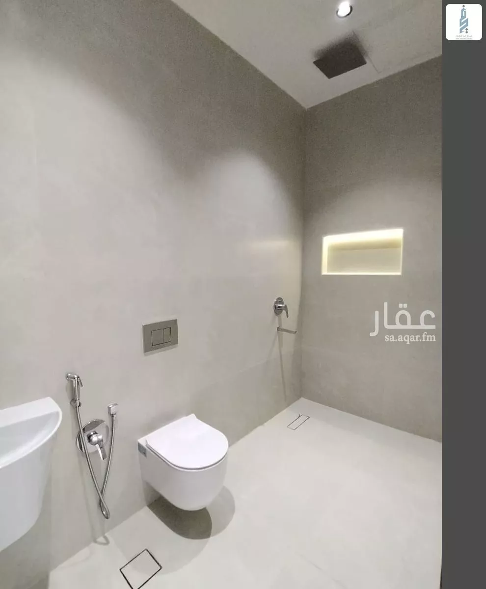3 bedroom floor in Al Murooj 15