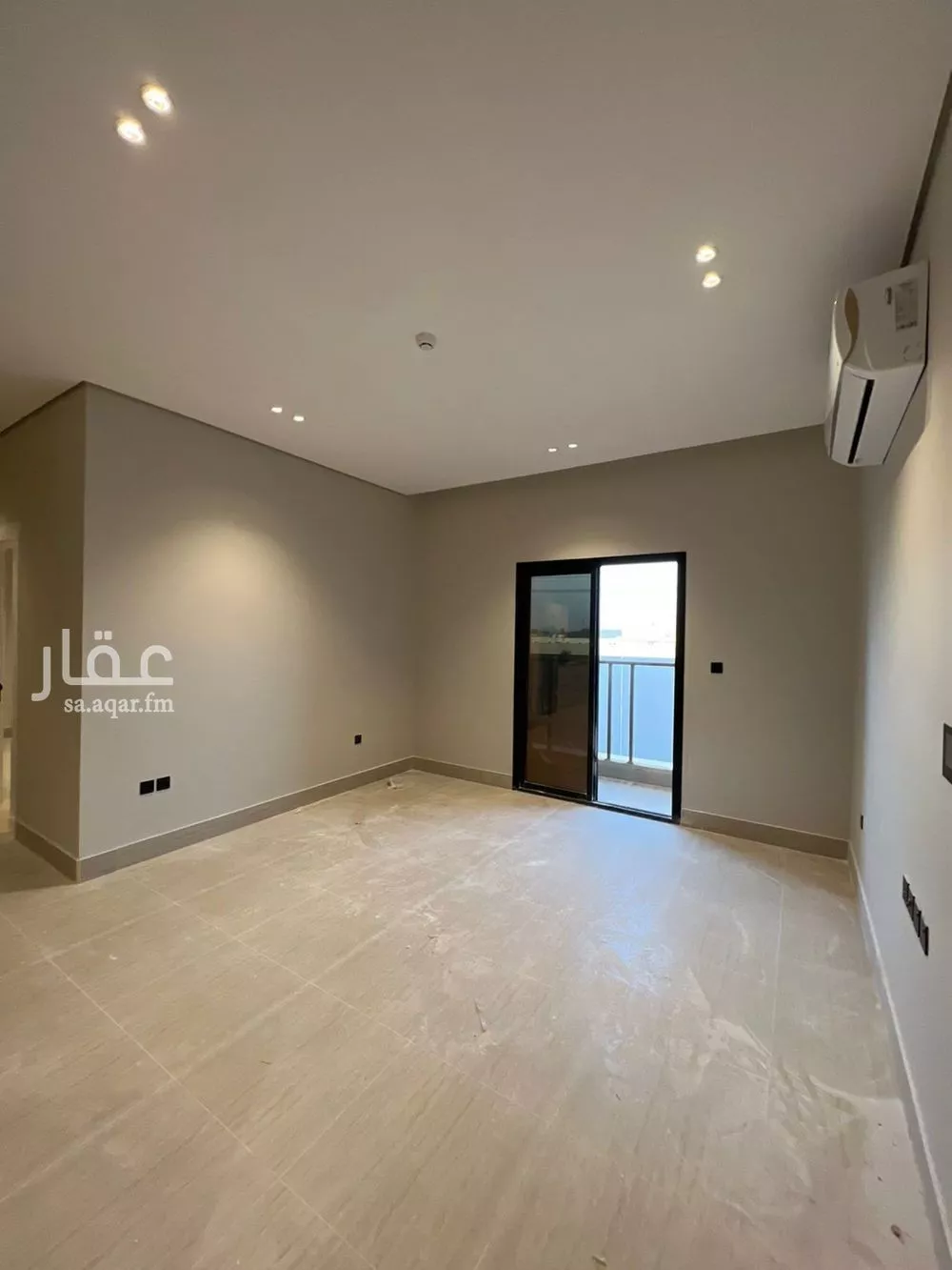 3 bedroom apartment in Al Rimal 6