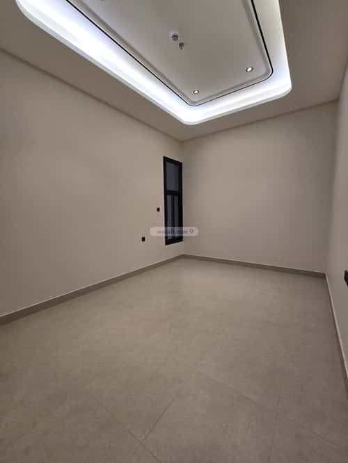 شقة 4 غرف في الرمال 1