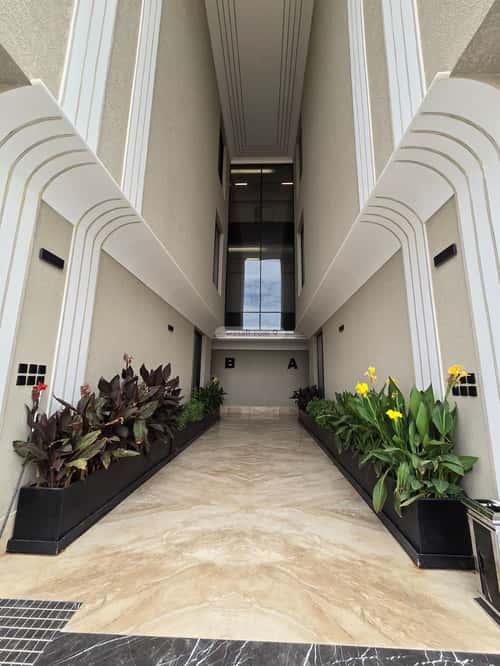 شقة 4 غرف في الرمال 12