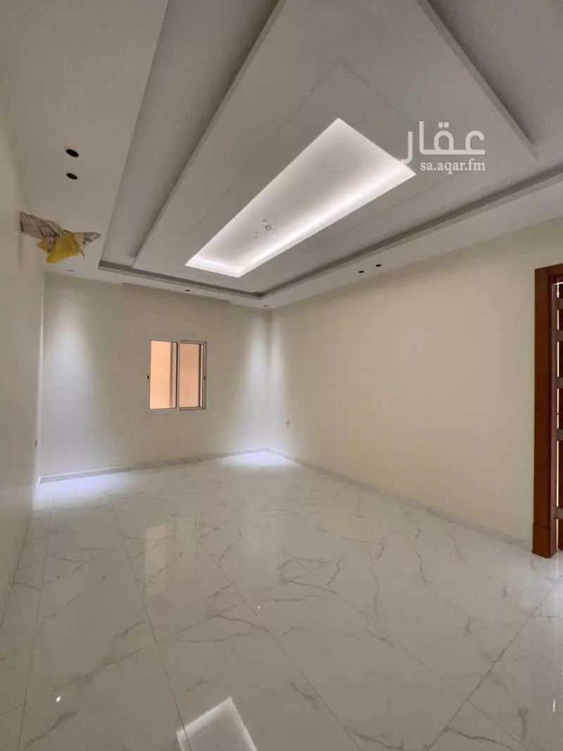 شقة 6 غرف في الورود 3