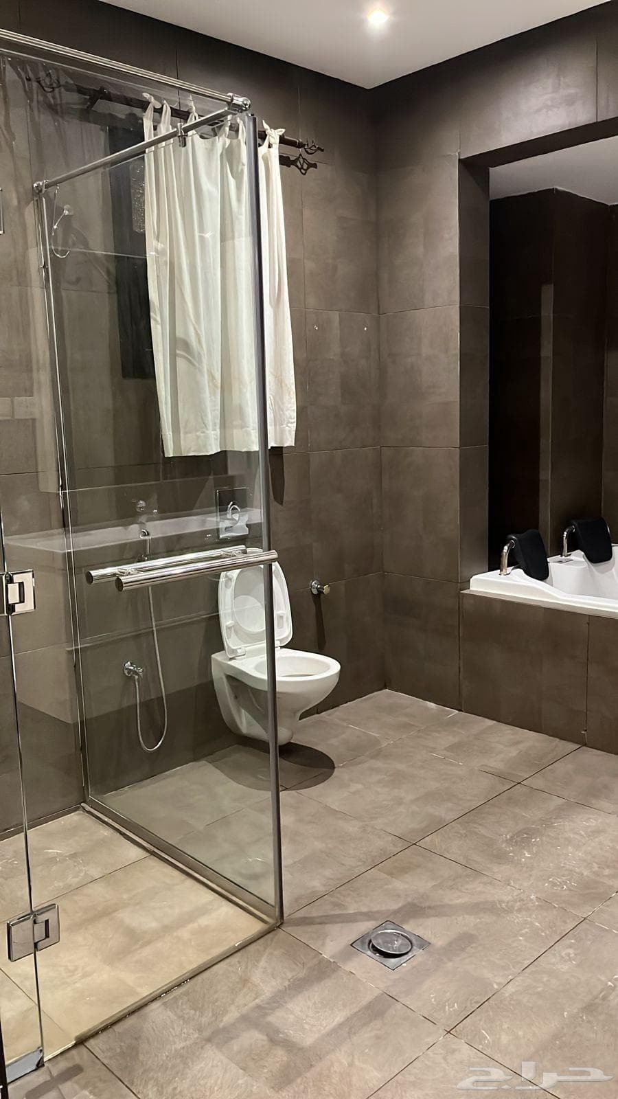 4 bedroom villa in Al Yasmin 9