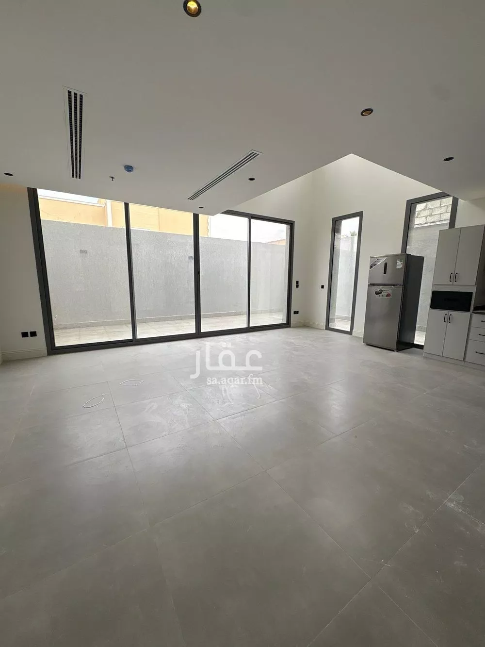 فيلا 4 غرف في المعذر الشمالي 2