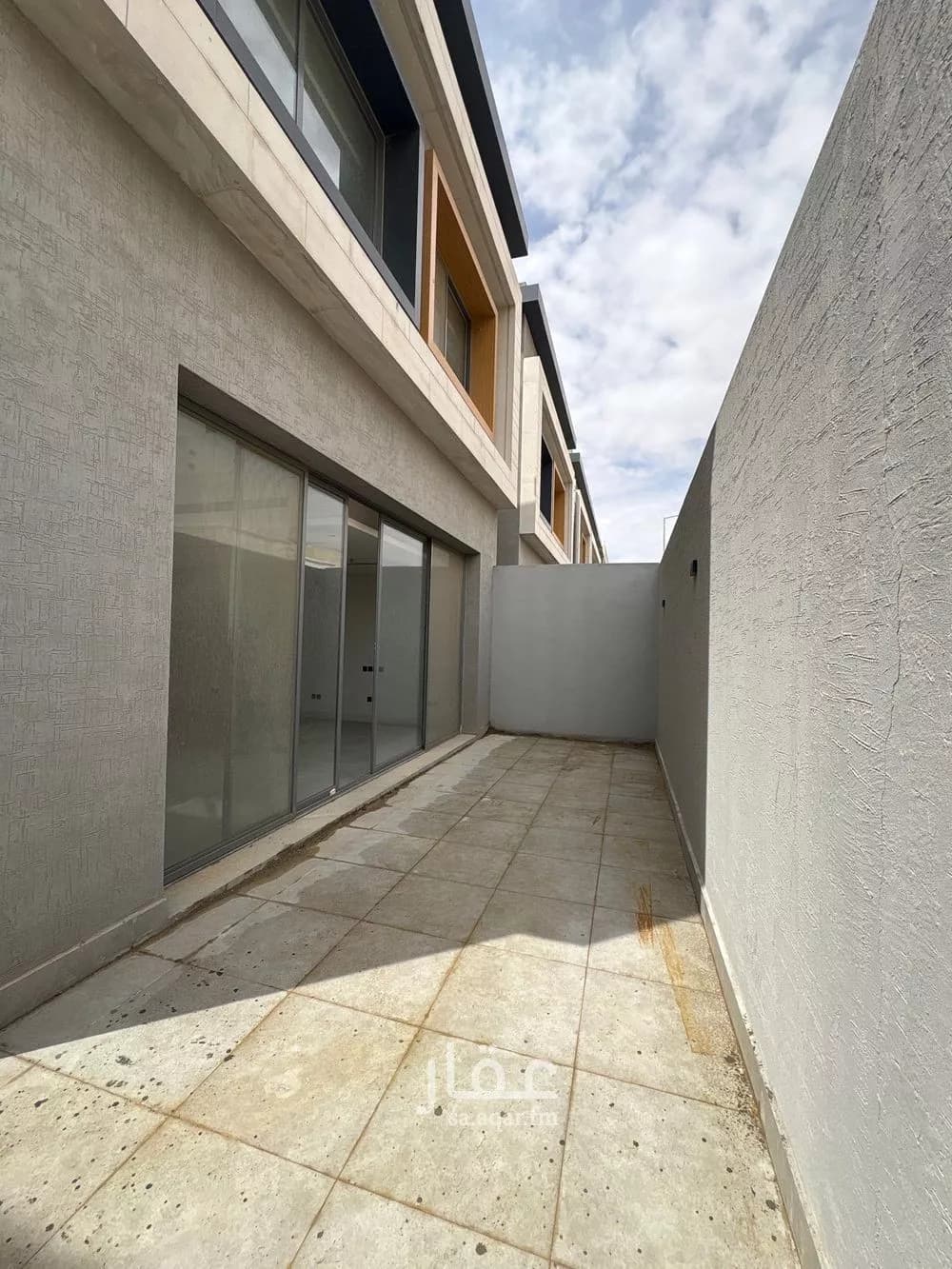 فيلا 4 غرف في المعذر الشمالي 14