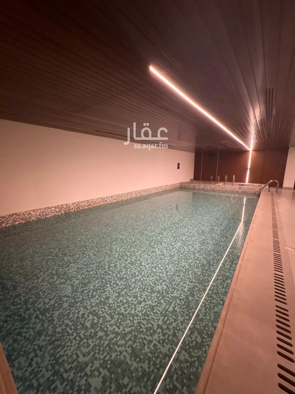 فيلا 4 غرف في المعذر الشمالي 16