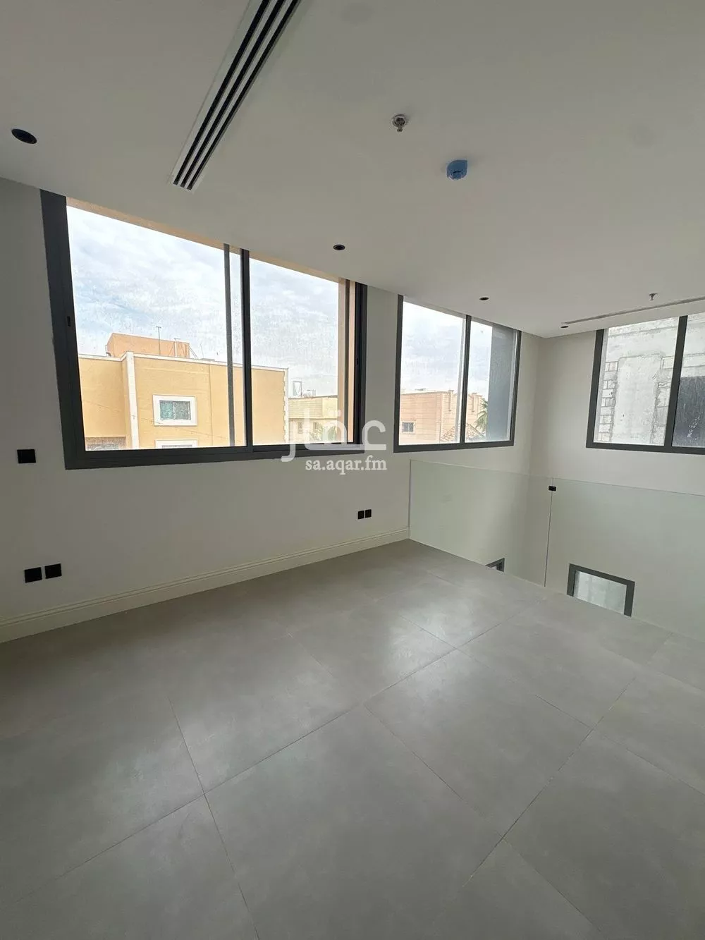 فيلا 4 غرف في المعذر الشمالي 5