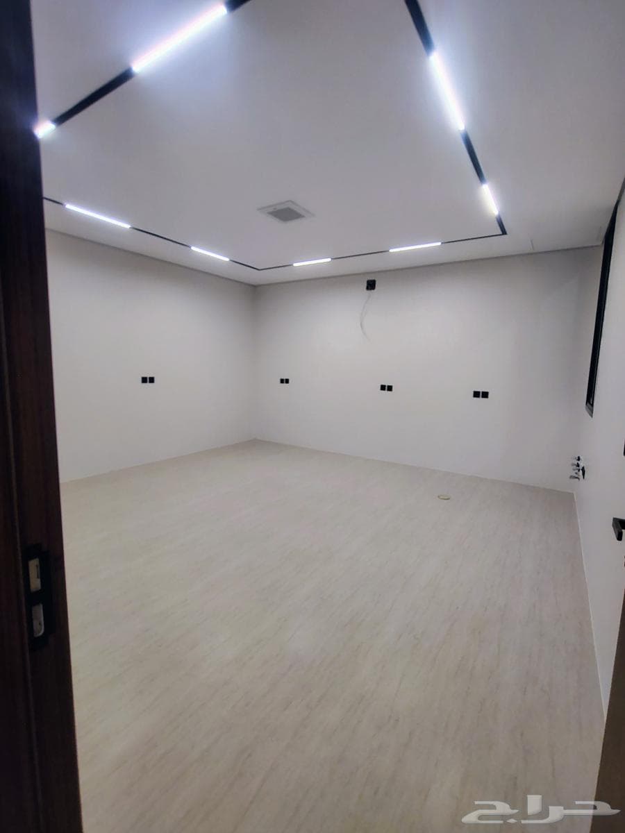 فيلا 6 غرف في طويق 6