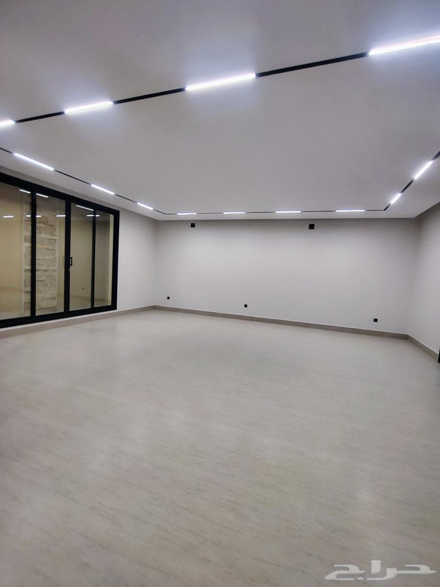 فيلا 6 غرف في طويق 7