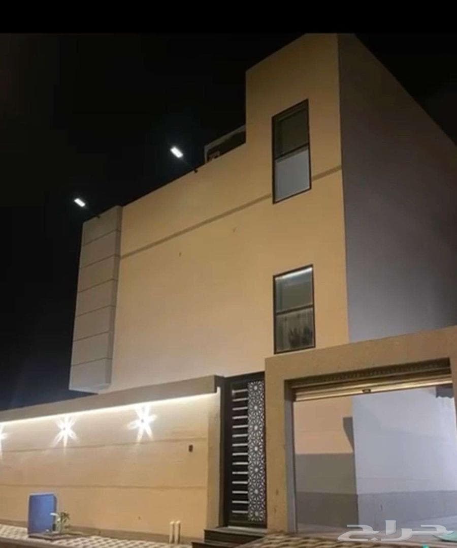 5 bedroom villa in Al Murooj 5