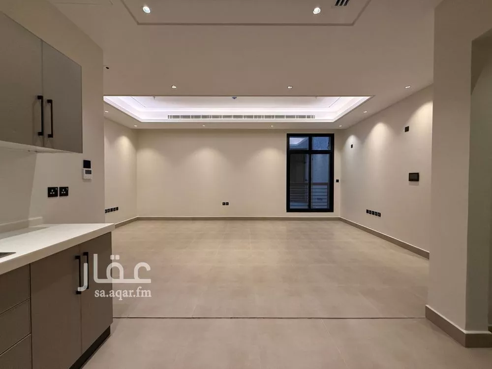 شقة 3 غرف في العليا 15