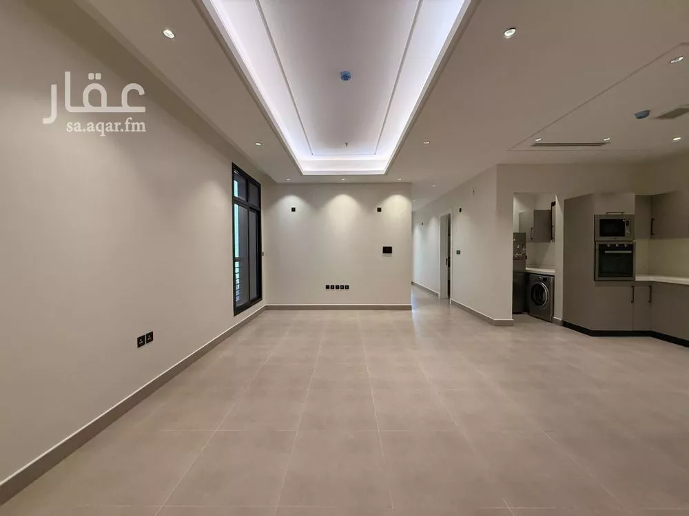 شقة 3 غرف في العليا 8