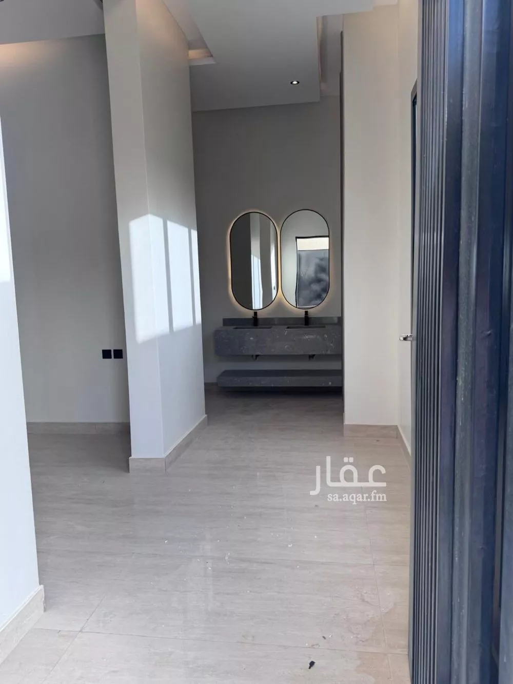 فيلا 9 غرف في الجنادرية 3