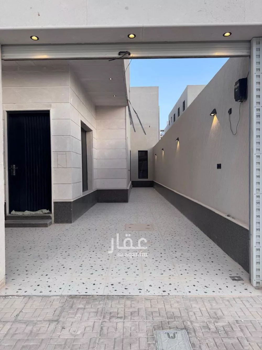 فيلا 9 غرف في الجنادرية 4