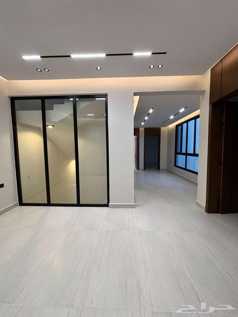 5 bedroom villa in Al Mahdiyyah 11