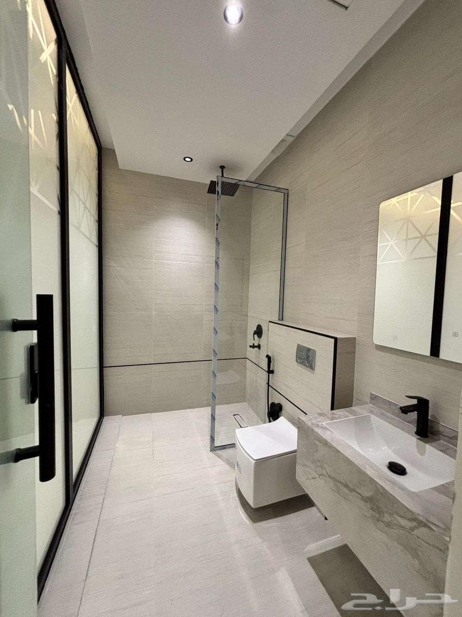 5 bedroom villa in Al Mahdiyyah 12