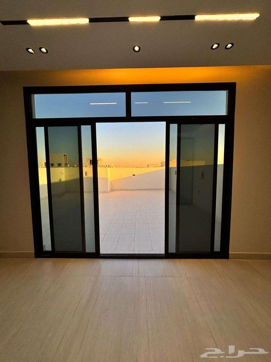 5 bedroom villa in Al Mahdiyyah 6