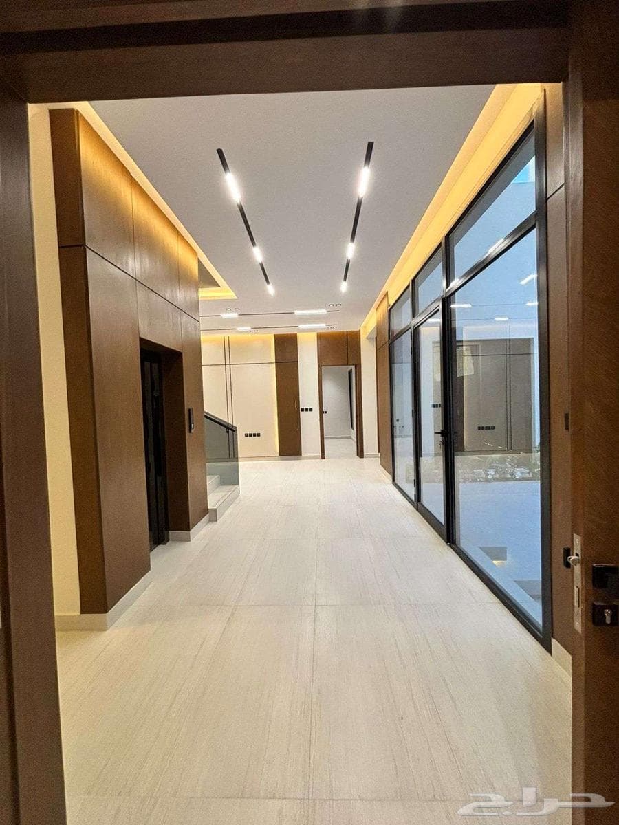 5 bedroom villa in Al Mahdiyyah 9