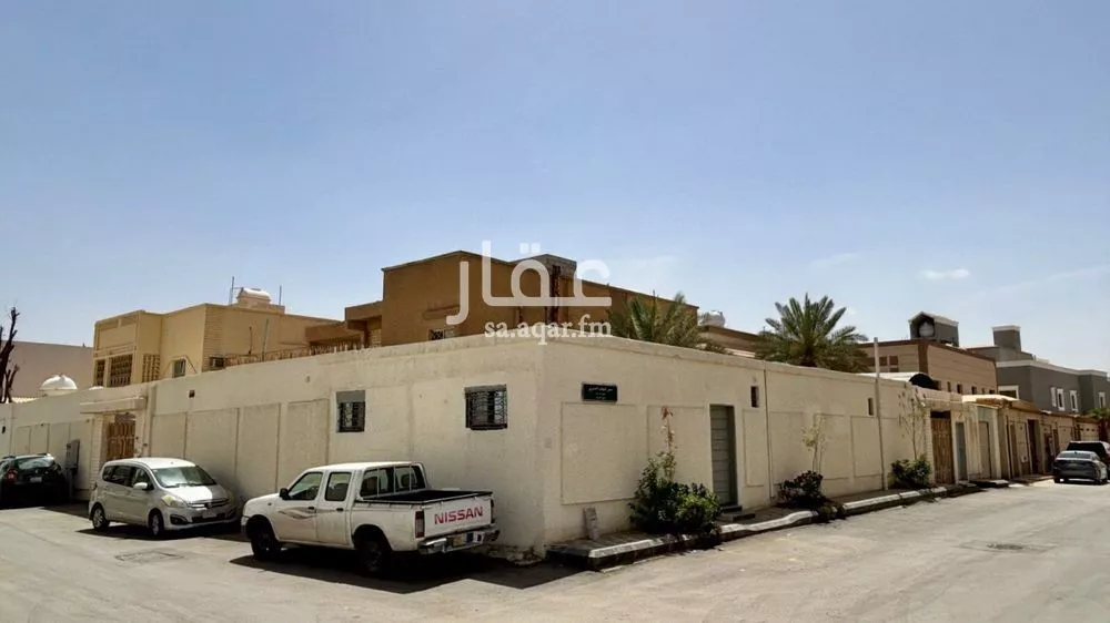 9 bedroom villa in Al Badiah 3