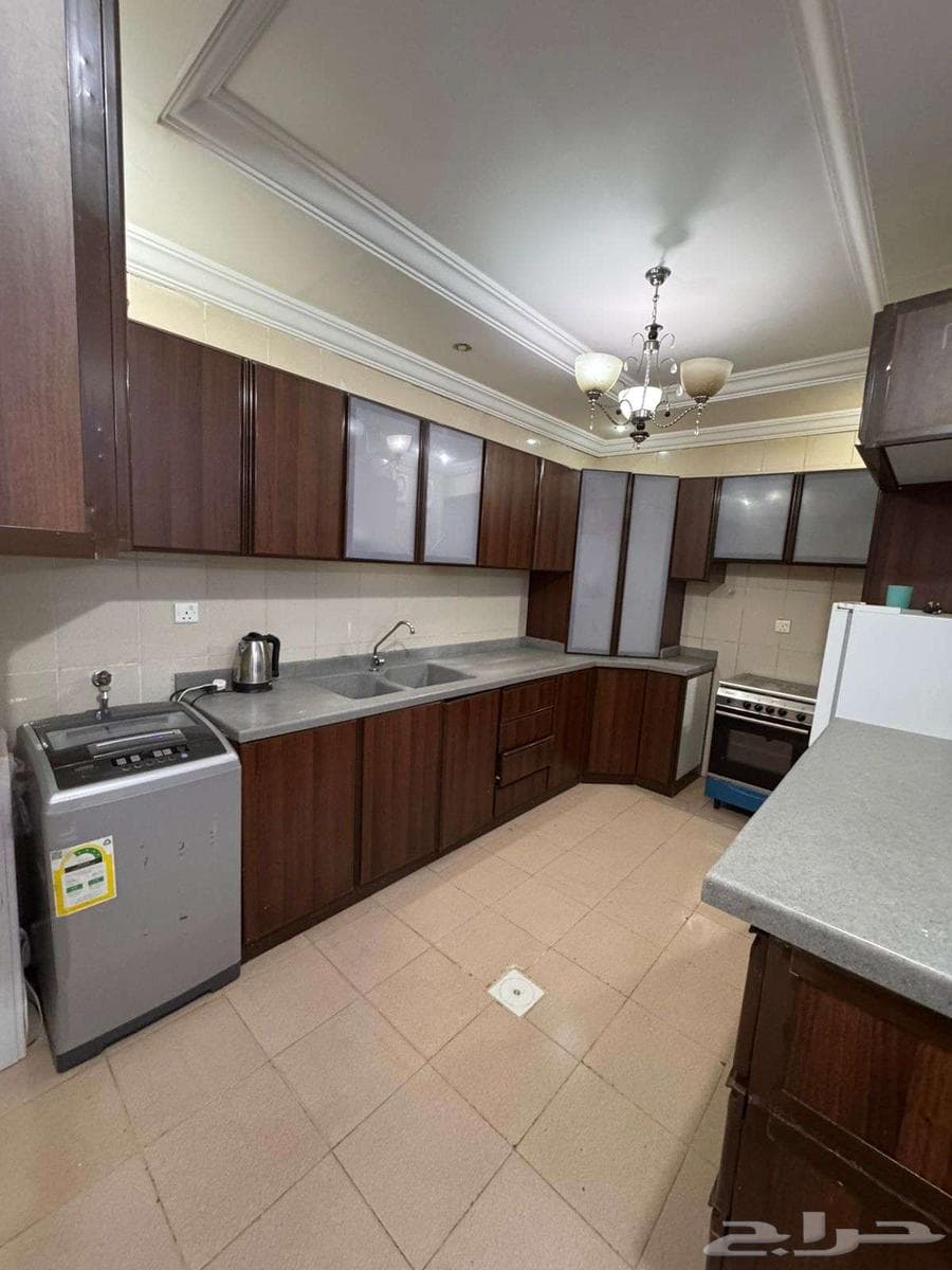 4 bedroom apartment in Al Marwa 3