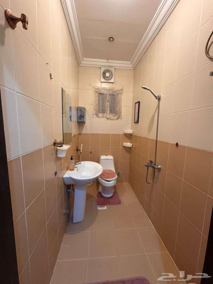 4 bedroom apartment in Al Marwa 4