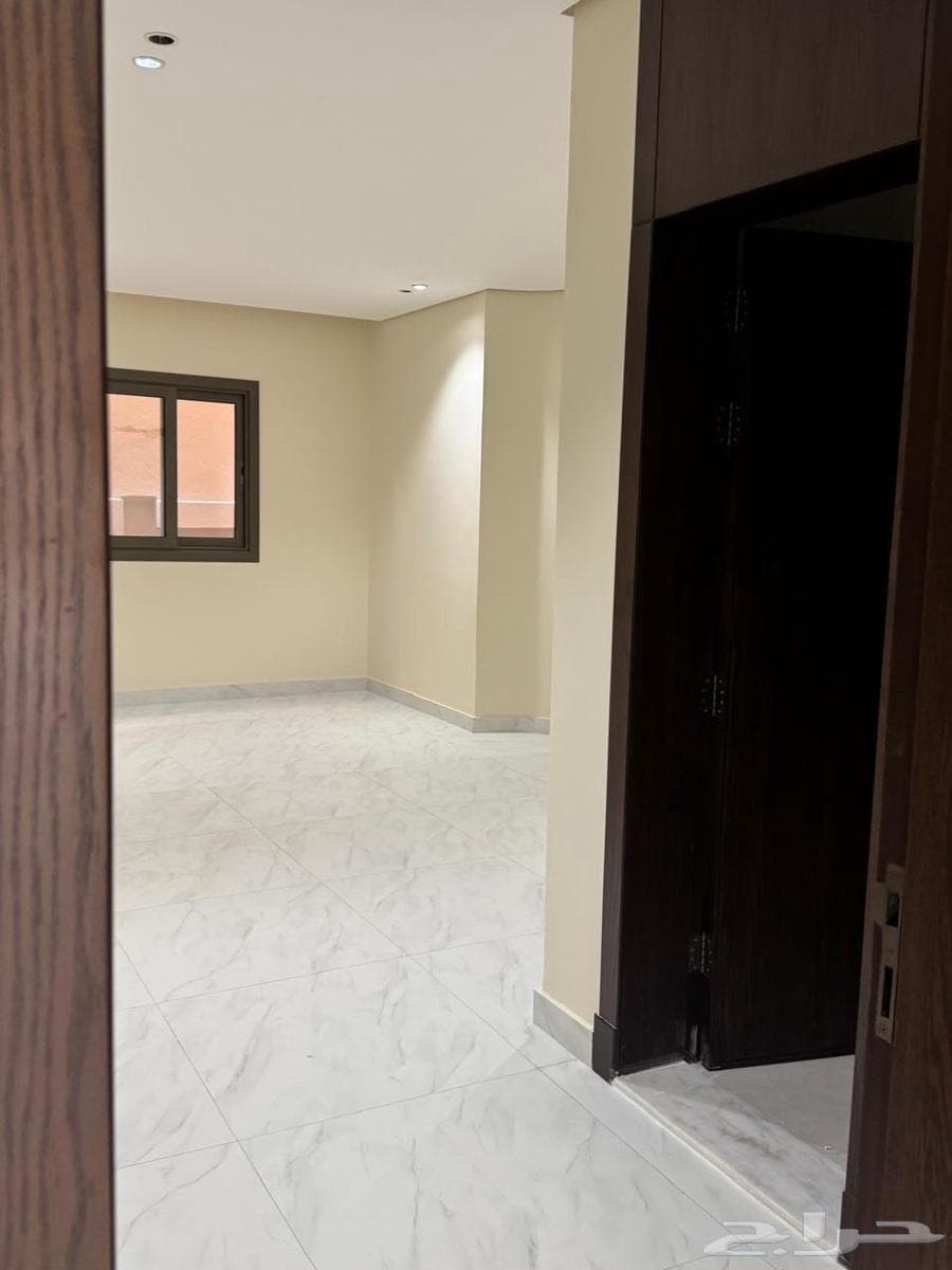 22 bedroom apartment in Al Khalidiyyah 4