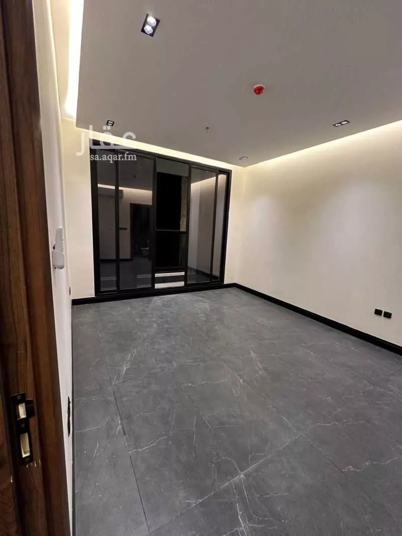 شقة 3 غرف في الرمال 2