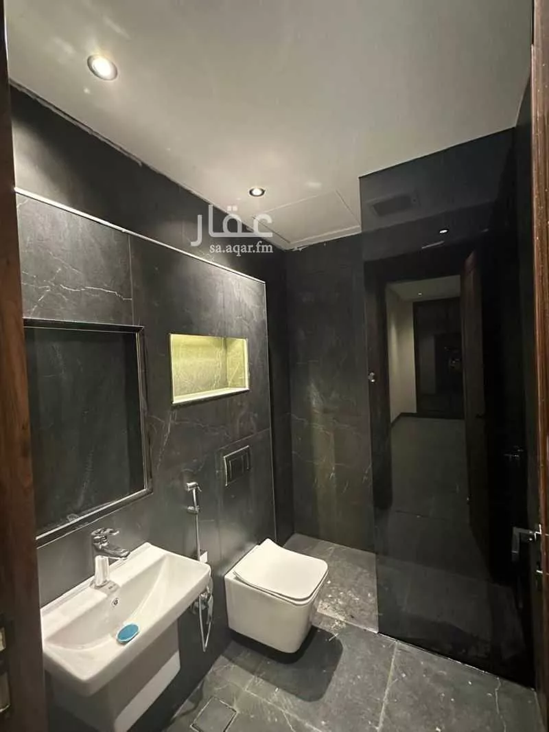 شقة 3 غرف في الرمال 10