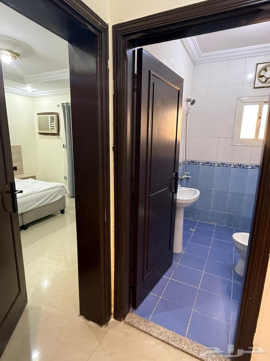 شقة 2 غرف في الروضة 3